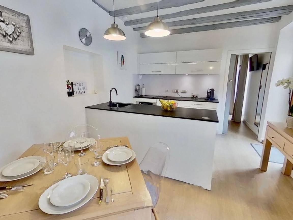 Appartement De Charme Au Coeur De La Vieille Ville Άννεσι Εξωτερικό φωτογραφία